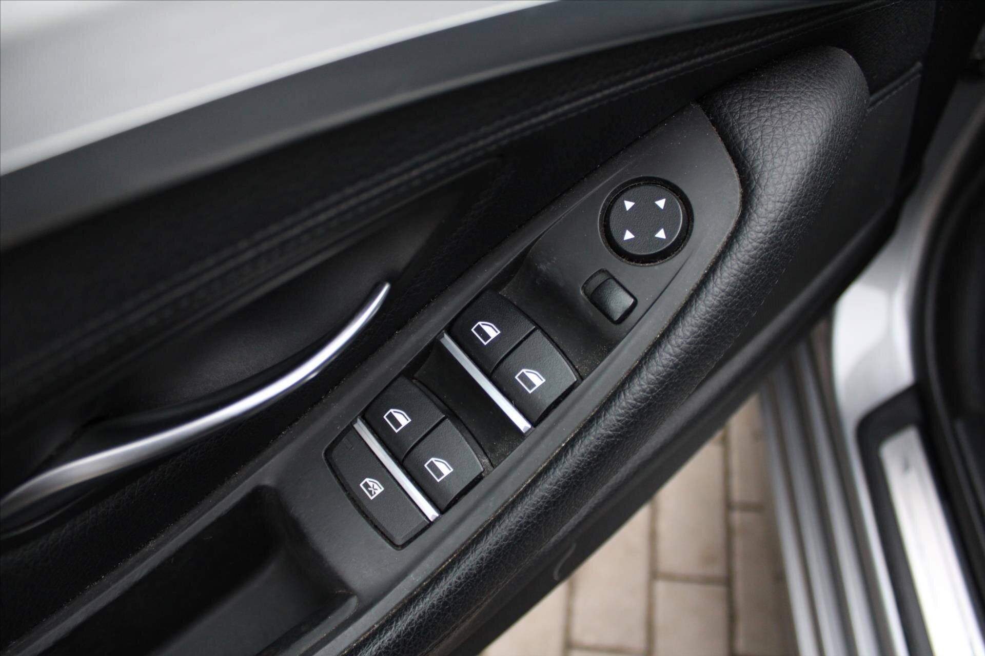 BMW Řada 5 Kombi 2,0 l 140 kw