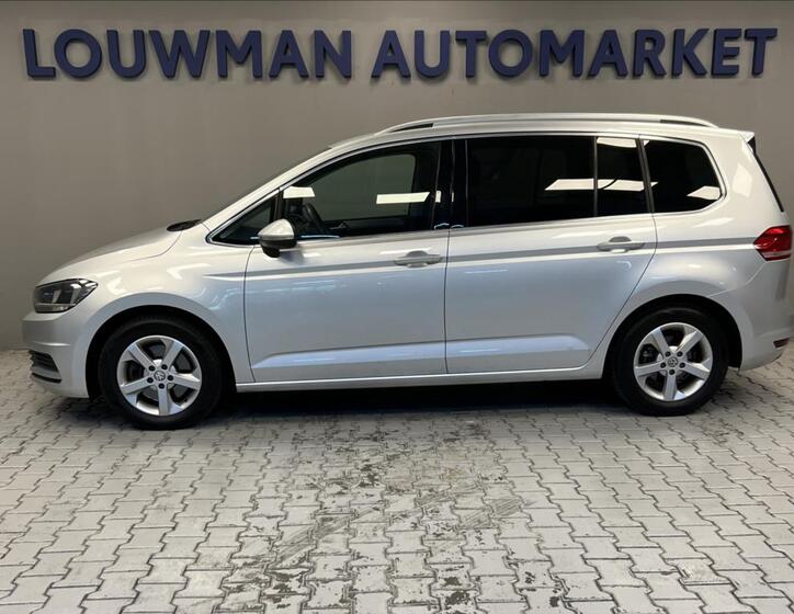 Volkswagen Touran 3