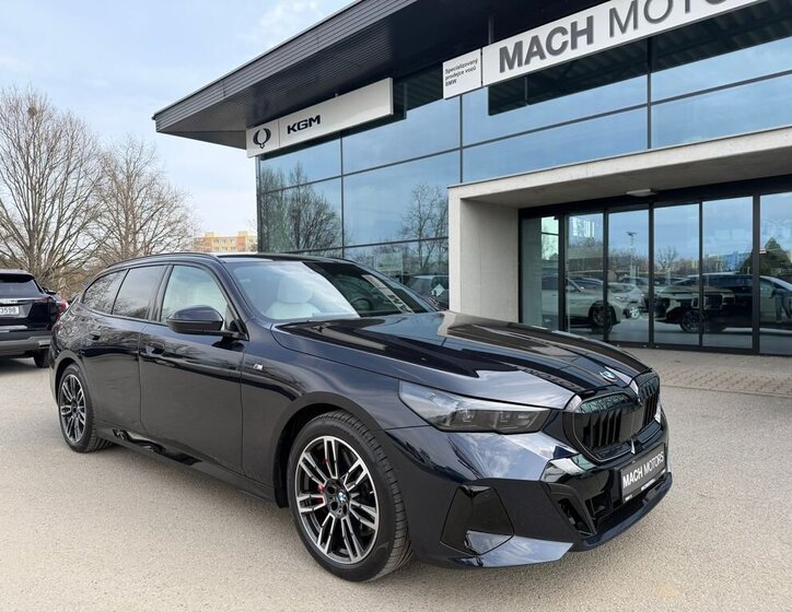 BMW Řada 5 Kombi 3,0 l 210 kw