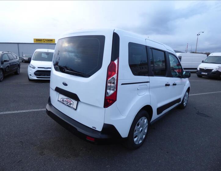 Ford Transit Connect 3