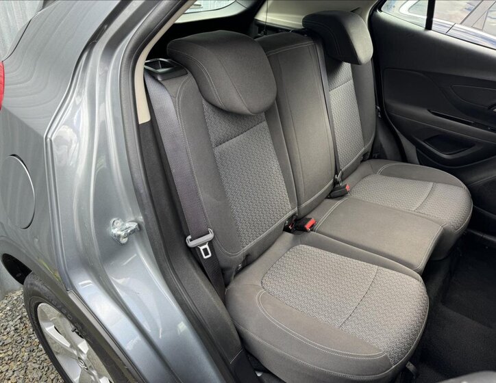 Opel Mokka SUV / Terénní 1,6 l 81 kw