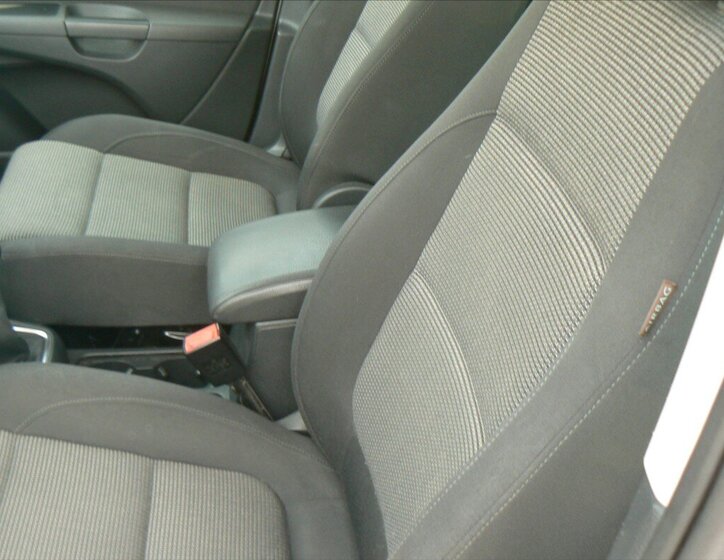 Volkswagen Sharan MPV 2,0 l 103 kw