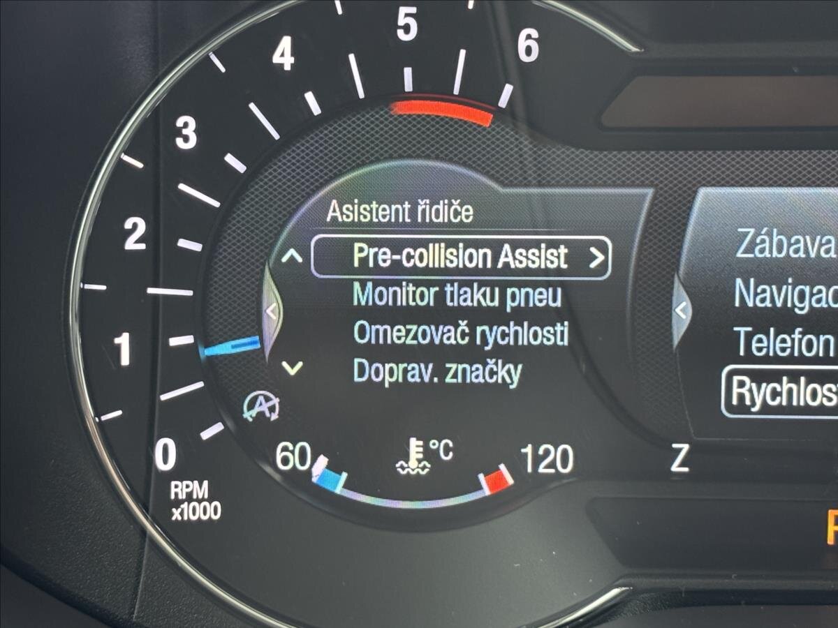 Ford Mondeo Kombi 2,0 l 140 kw