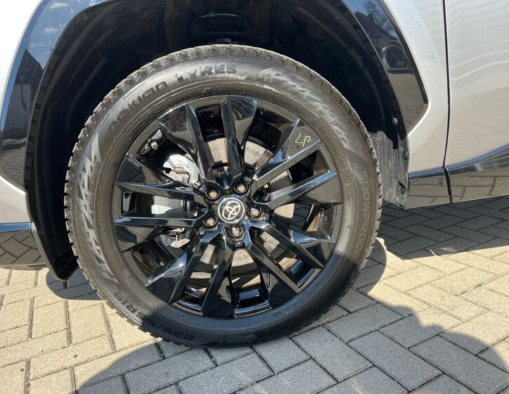 Toyota RAV4 SUV / Terénní 2,5 l 131 kw