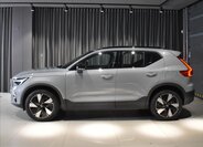 Volvo EX40 SUV / Terénní 0,0 185 kw