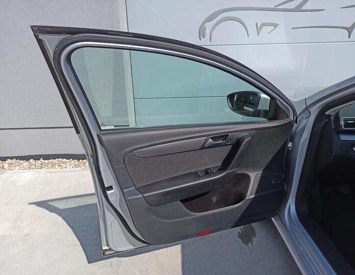 Volkswagen Passat 23