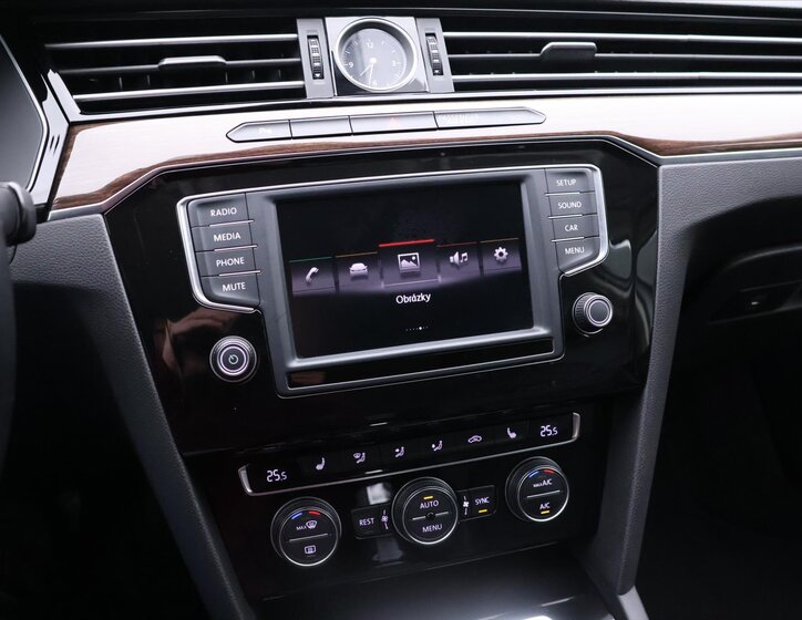 Volkswagen Passat 20