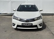 Toyota Corolla Sedan / Limuzína 1,6 l 97 kw