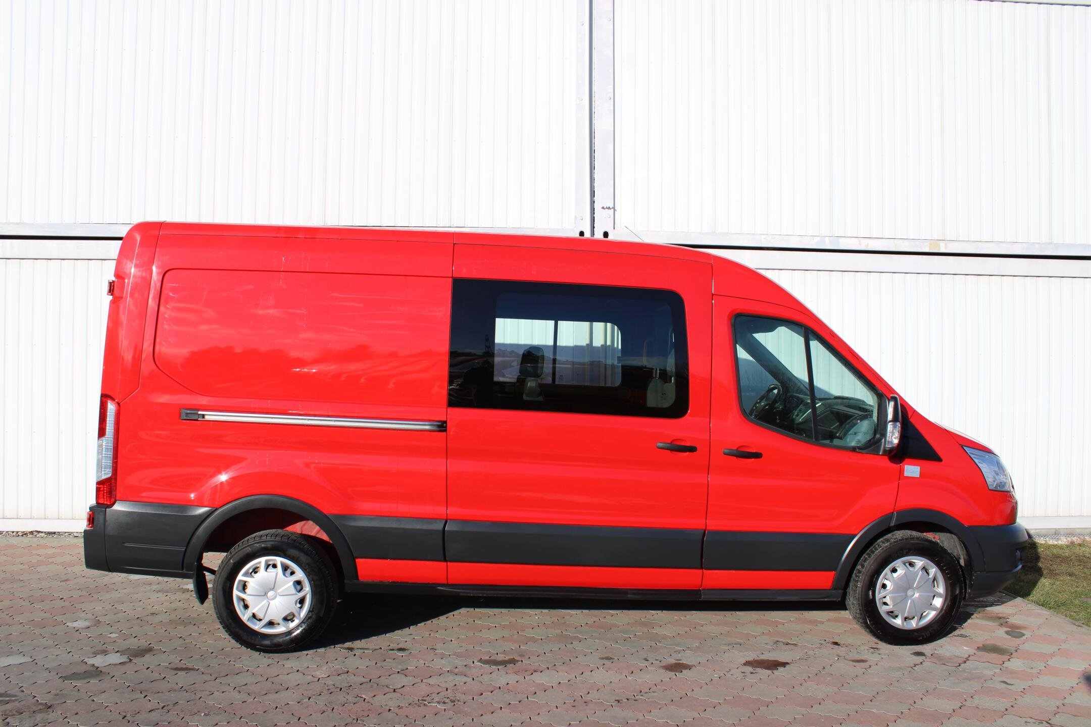 Ford Transit Užitková 2,0 l 125 kw