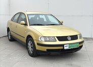 Volkswagen Passat Sedan / Limuzína 1,9 l 81 kw