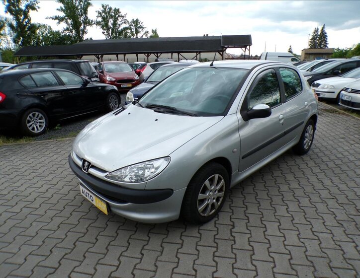 Peugeot 206 Hatchback 1,4 l 65 kw