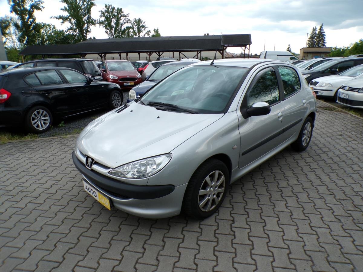 Peugeot 206 Hatchback 1,4 l 65 kw