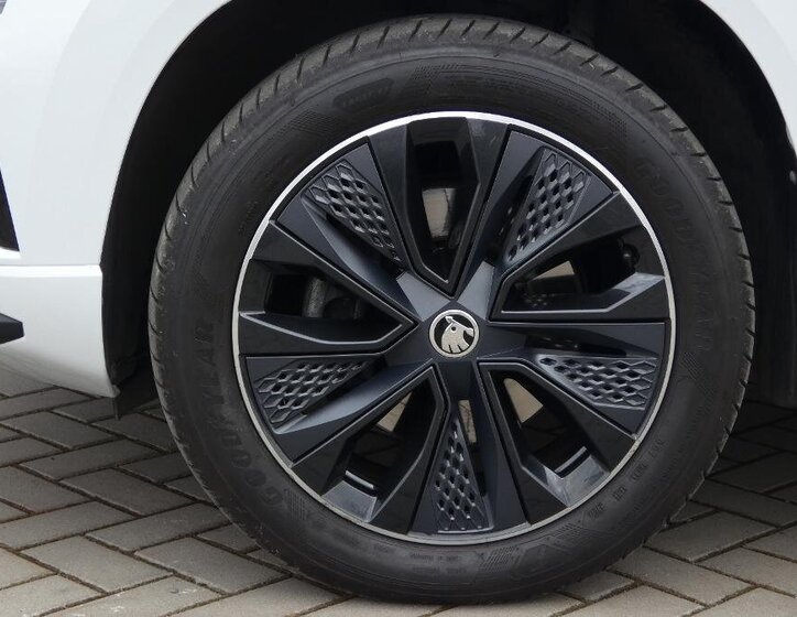 Škoda Karoq SUV / Terénní 2,0 l 110 kw