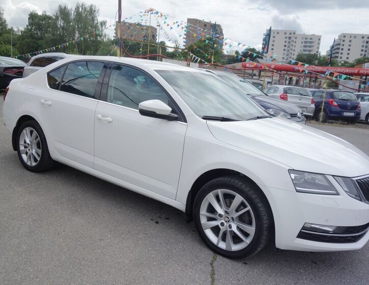 Škoda Octavia Sedan / Limuzína 2,0 l 110 kw