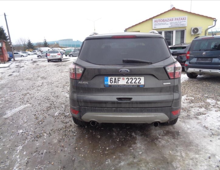 Ford Kuga SUV 1,5 l 110 kw
