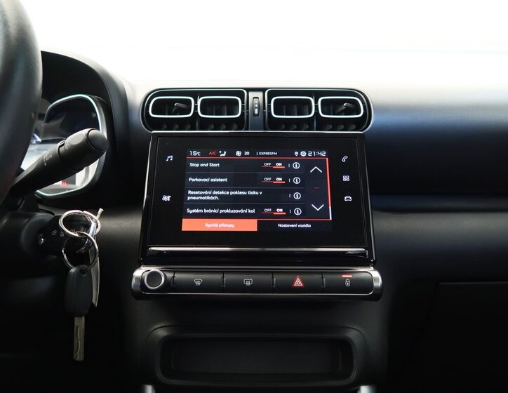 Citroën C3 Aircross SUV / Terénní 1,2 l 81 kw