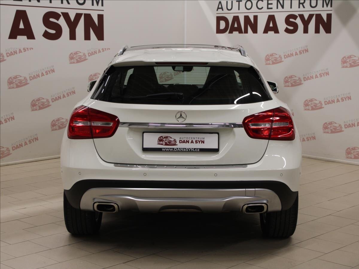 Mercedes-Benz GLA Kombi 1,6 l 90 kw