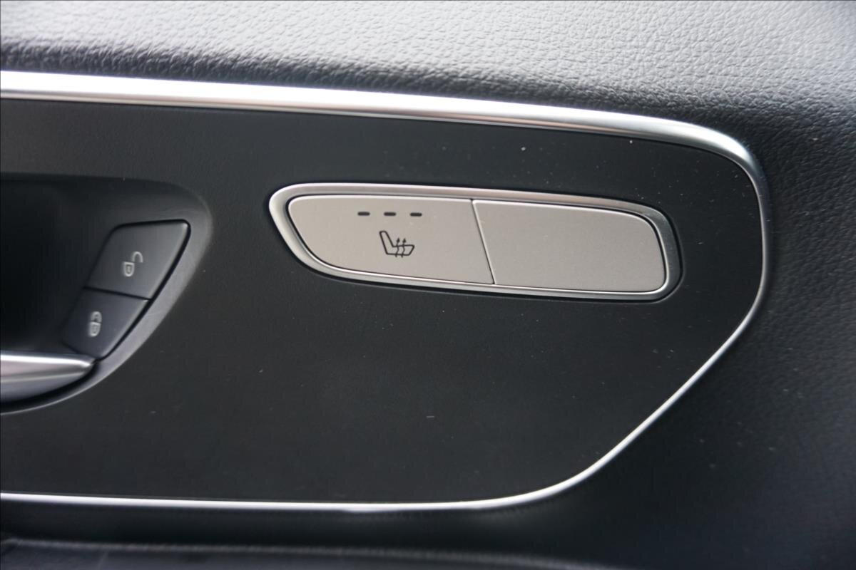 Mercedes-Benz Vito Skříň 2,0 l 140 kw