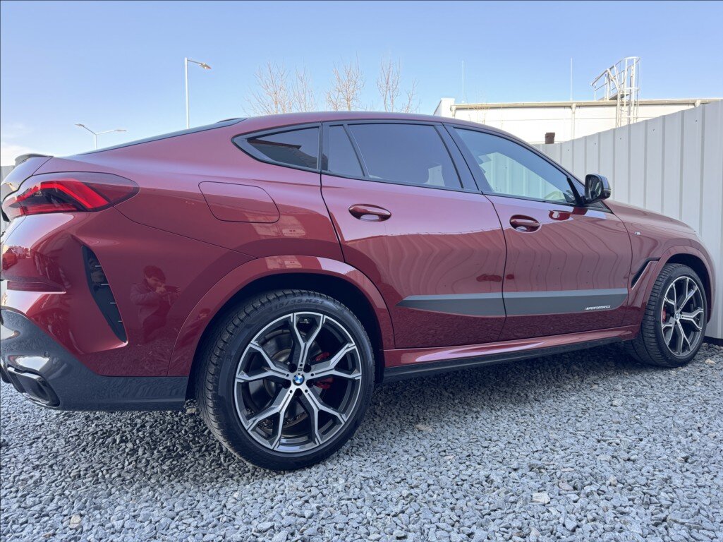 BMW X6 Sedan / Limuzína 3,0 l 210 kw