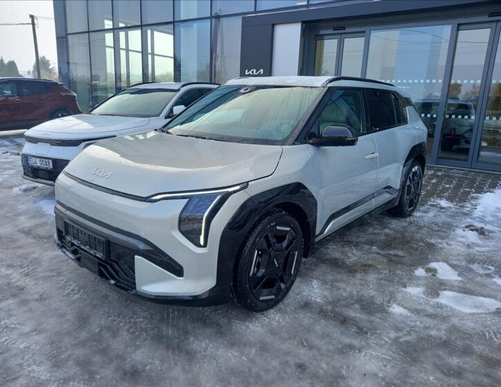 KIA EV3 SUV / Terénní 0,0 150 kw