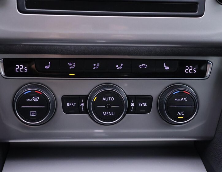 Volkswagen Passat Kombi 2,0 l 140 kw