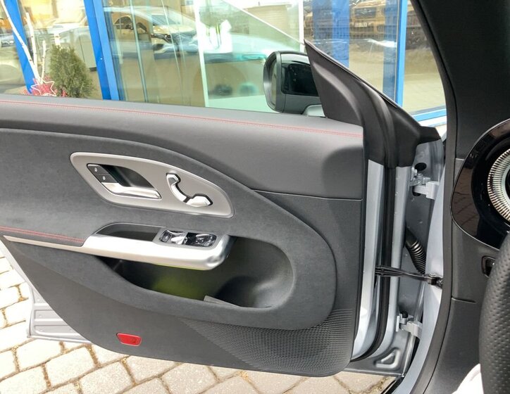 Mercedes-Benz CLA Sedan 0,0 200 kw