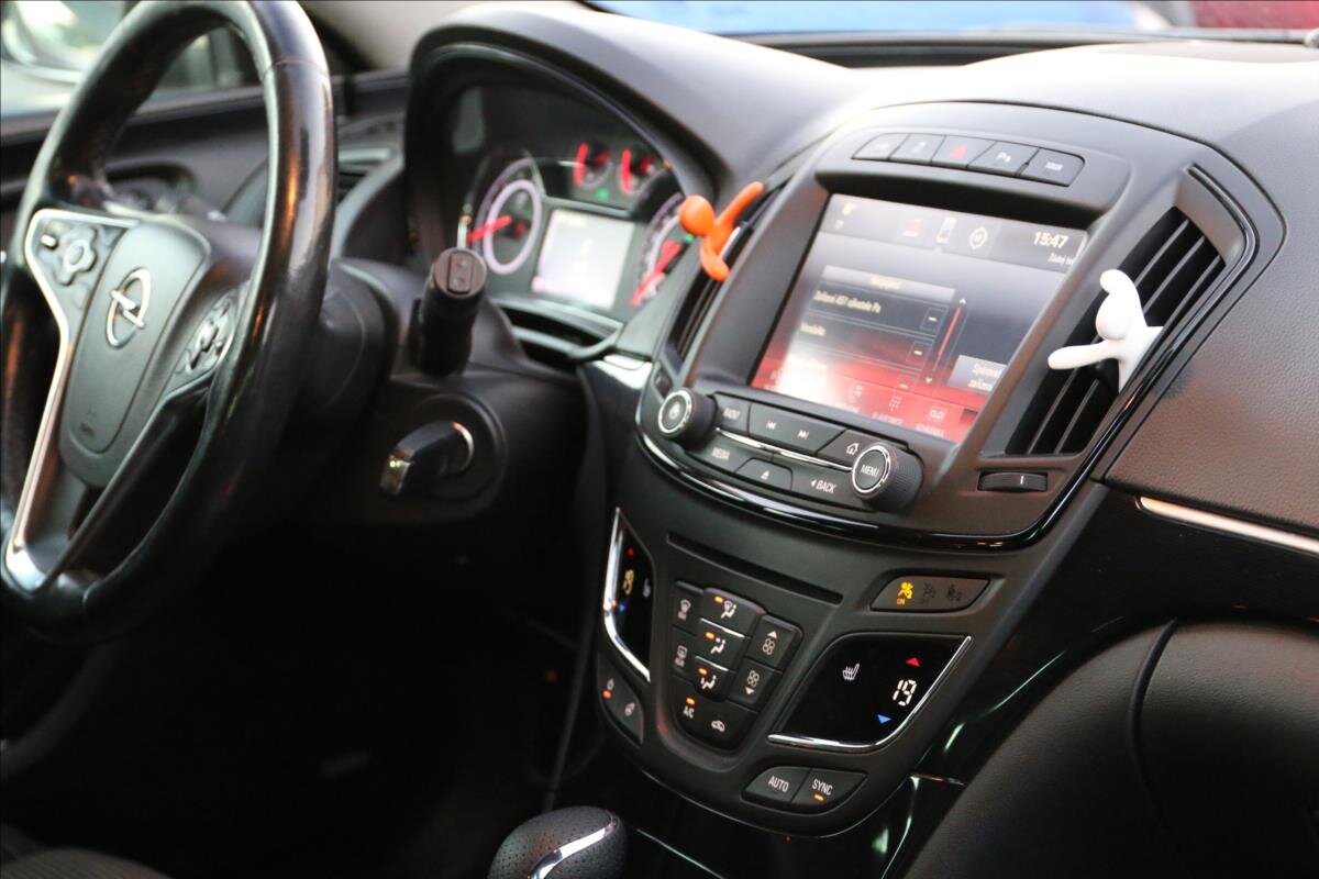 Opel Insignia Kombi 2,0 l 143 kw