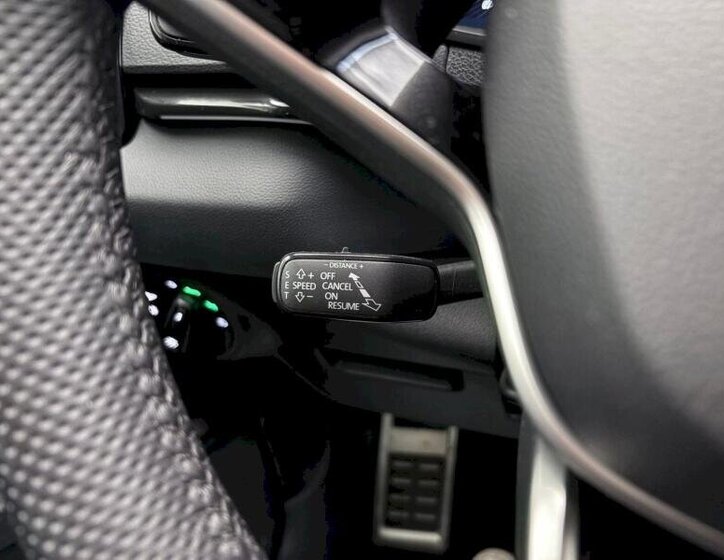 Škoda Karoq SUV 1,5 l 110 kw