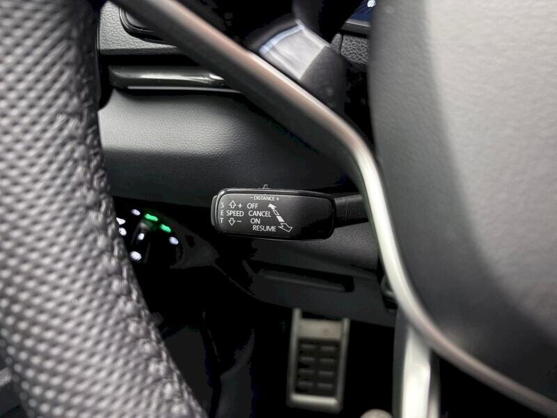 Škoda Karoq SUV 1,5 l 110 kw