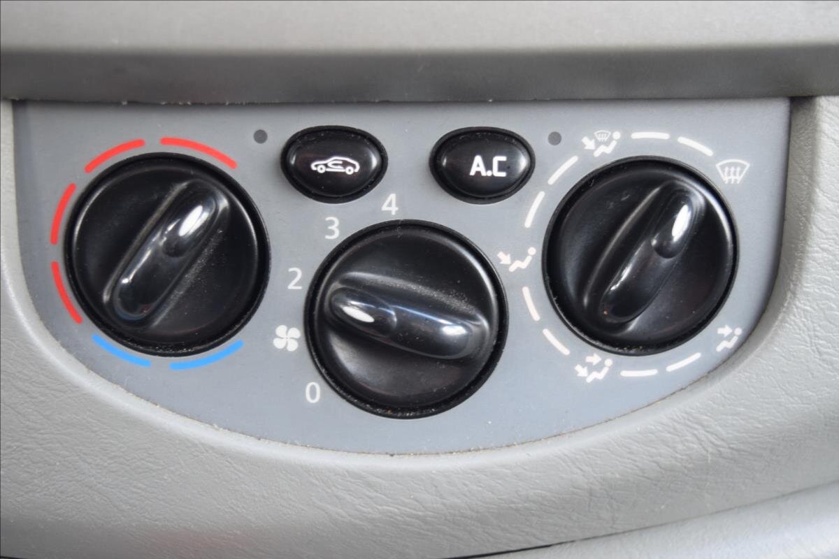 Renault Trafic Kombi 2,0 l 84 kw