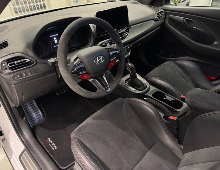 Hyundai i30 Liftback 2,0 l 206 kw