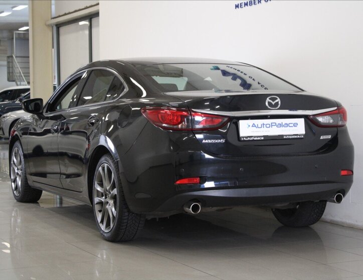 Mazda 6 Sedan / Limuzína 2,2 l 129 kw