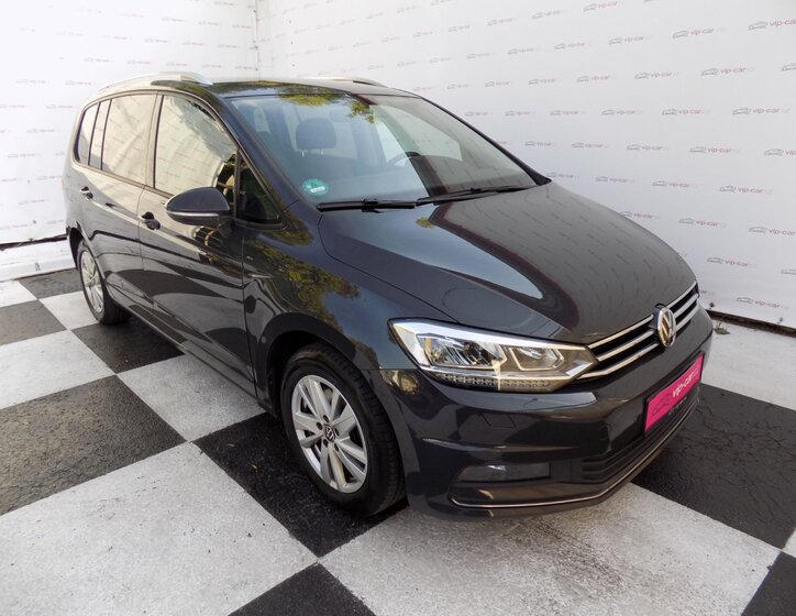 Volkswagen Touran 5