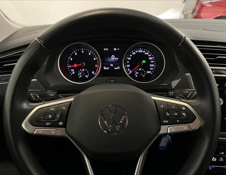 Volkswagen Tiguan 15