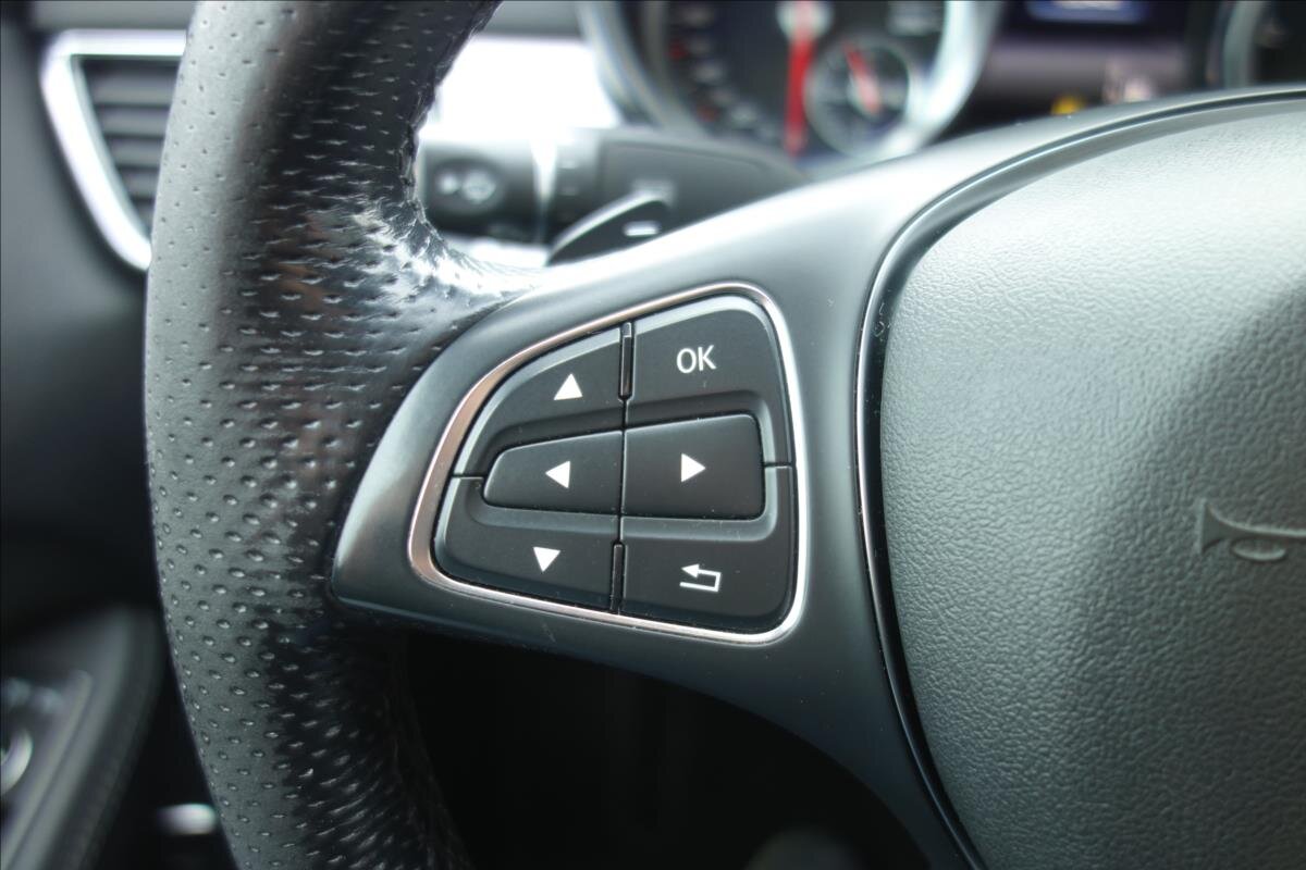 Mercedes-Benz GLE SUV / Terénní 3,0 l 190 kw