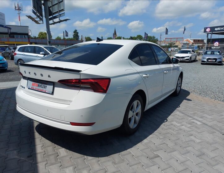 Škoda Octavia 9
