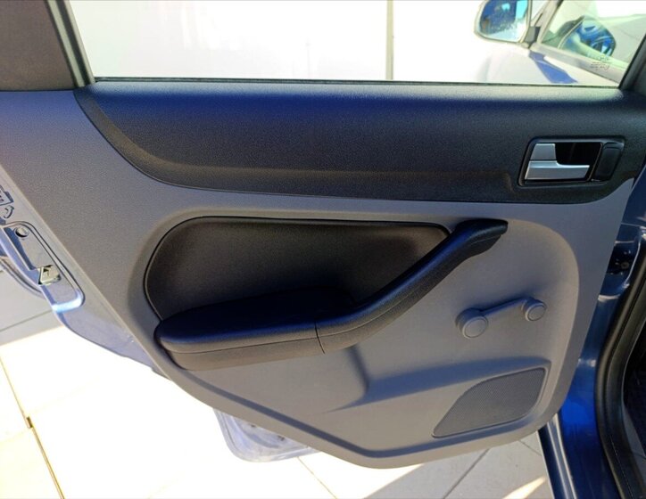 Ford Focus Kombi 1,6 l 74 kw