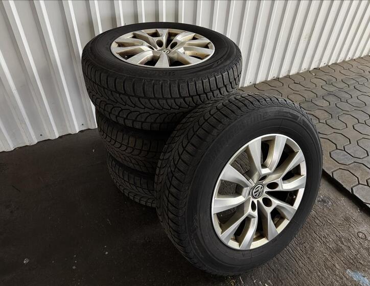 Volkswagen Amarok 36