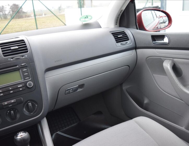 Volkswagen Golf Hatchback 1,9 l 77 kw