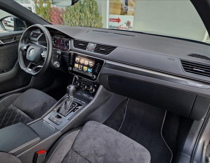 Škoda Superb 13