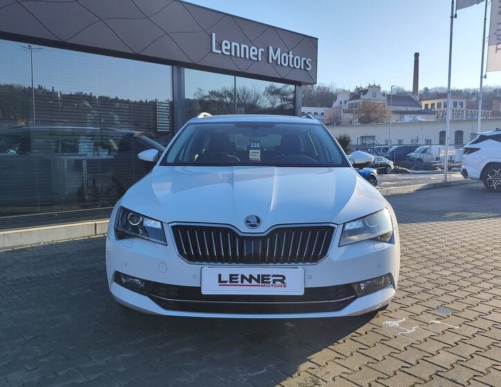 Škoda Superb Kombi 2,0 l 110 kw