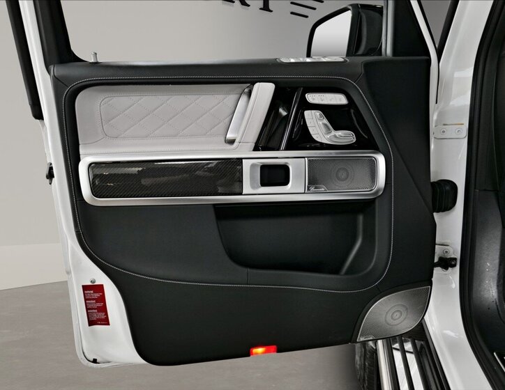 Mercedes-Benz Třídy G SUV / Terénní 4,0 l 430 kw