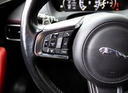 Jaguar F-Pace SUV 3,0 l 221 kw