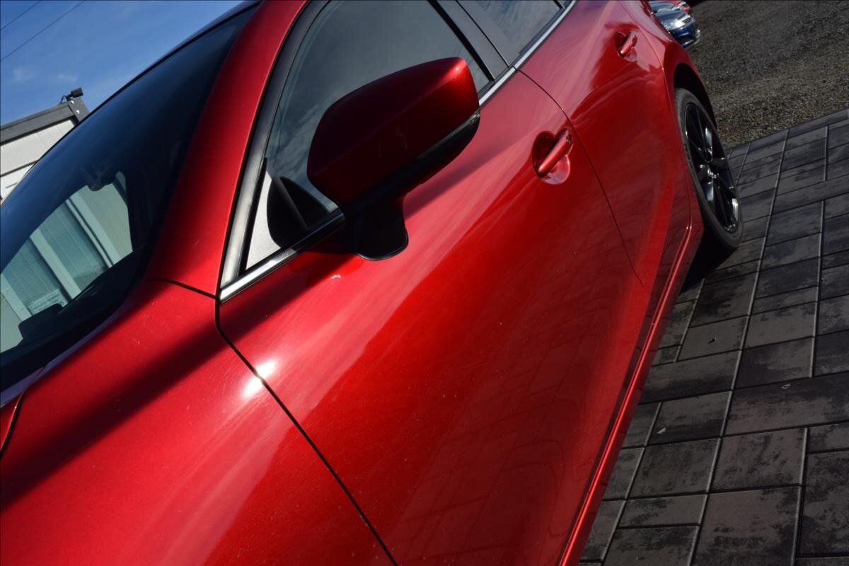 Mazda 3 Hatchback 2,0 l 121 kw