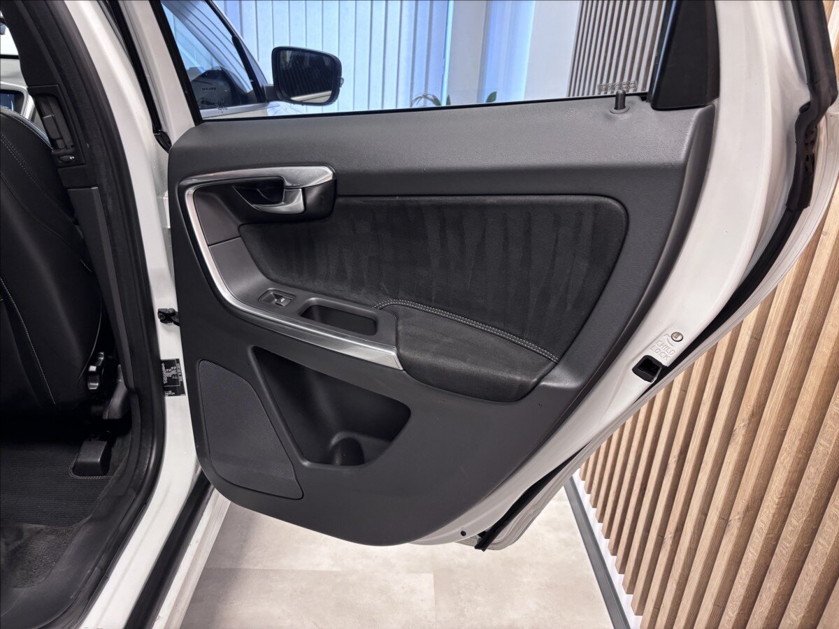 Volvo XC60 Kombi 2,4 l 140 kw