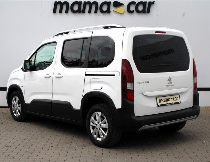 Peugeot Rifter 5