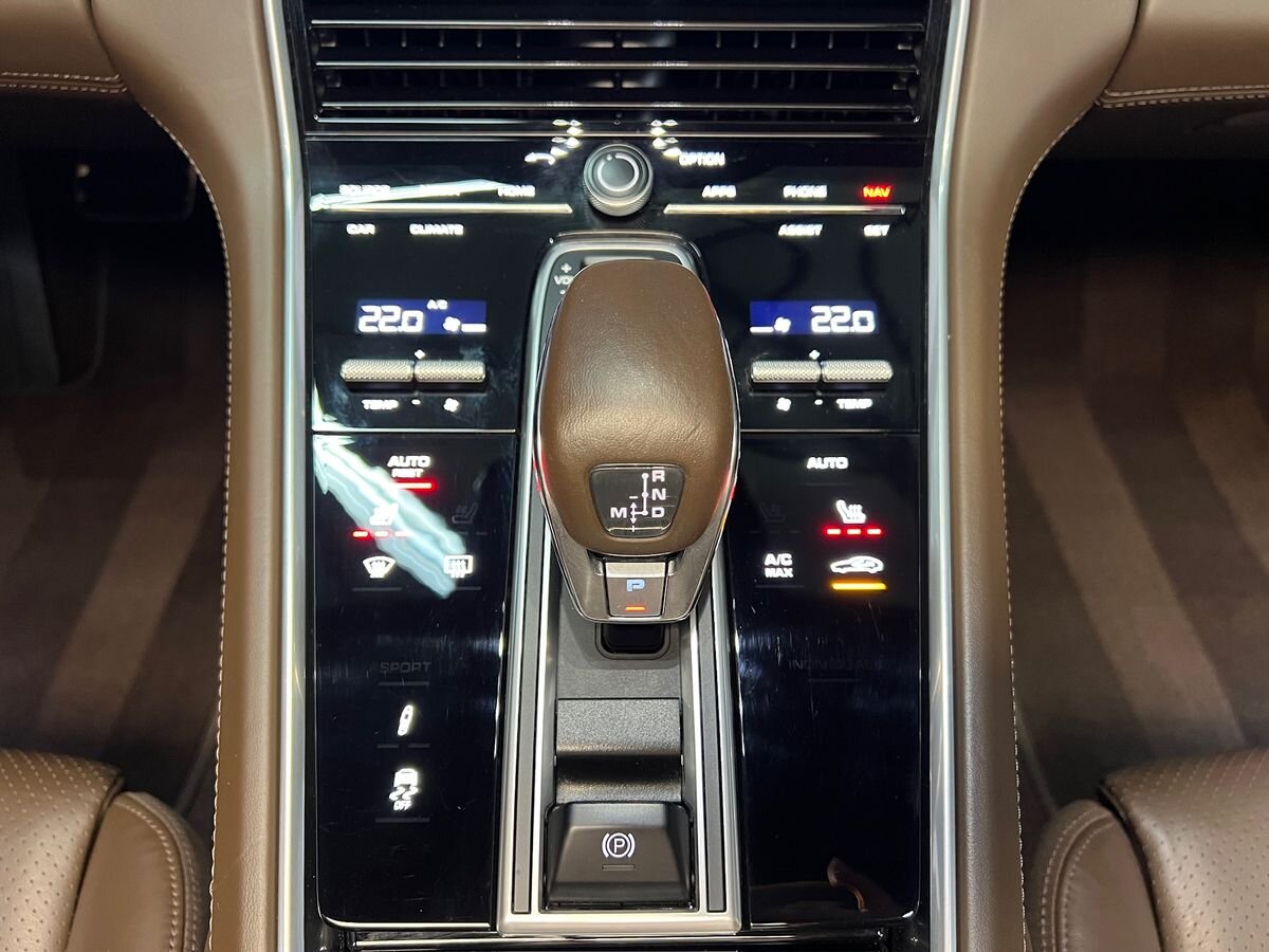 Porsche Panamera Kombi 4,0 l 338 kw