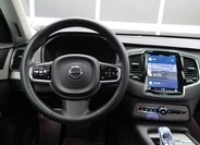 Volvo XC90 13