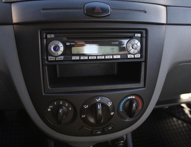 Chevrolet Lacetti Hatchback 1,4 l 70 kw