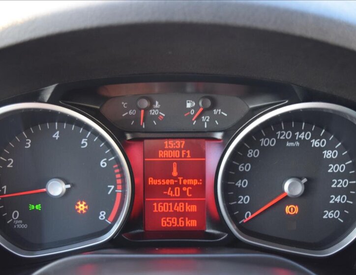 Ford S-MAX MPV 2,0 l 107 kw